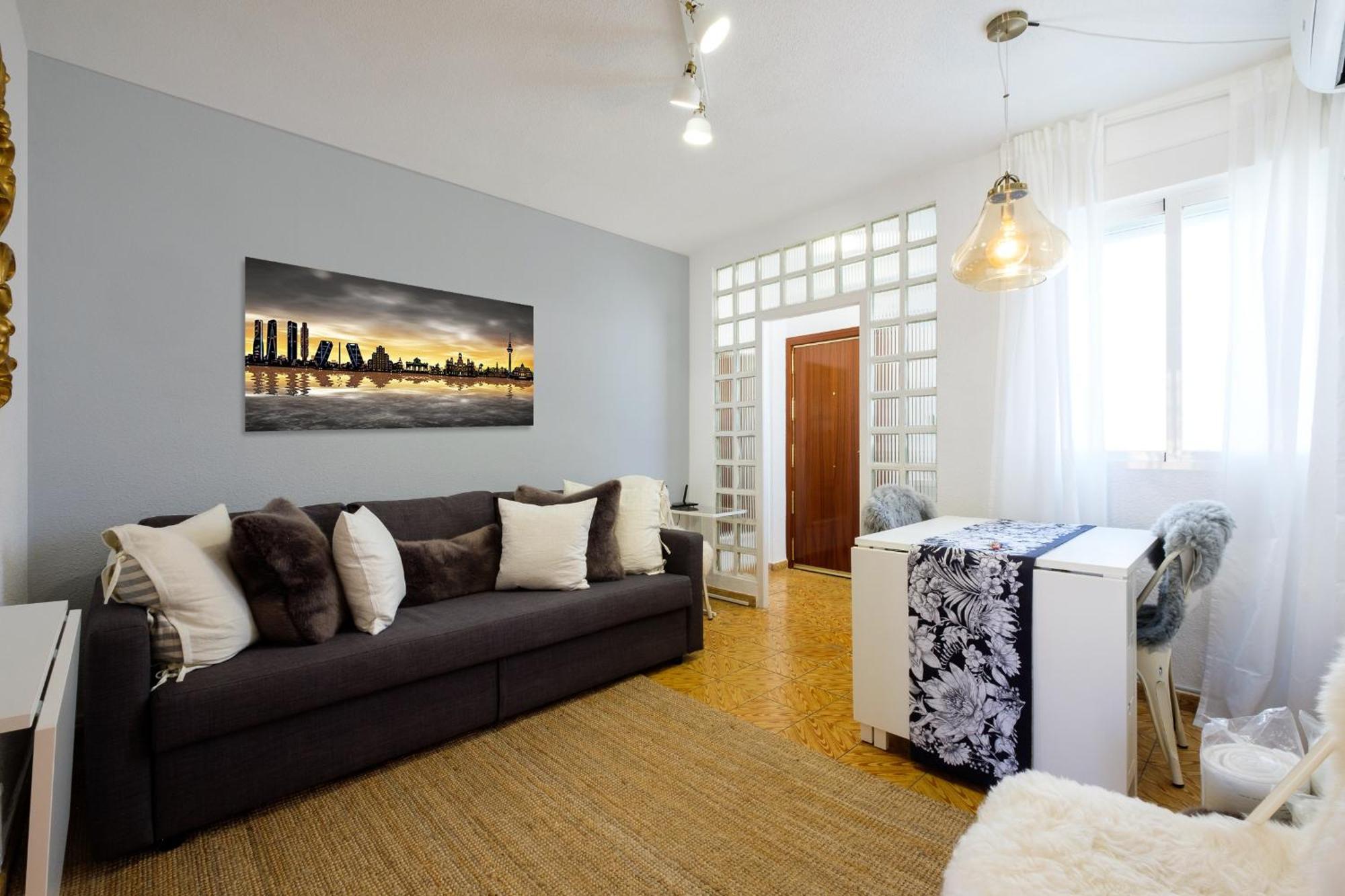 My City Home- Cozy Apartment At Aravaca 马德里 外观 照片