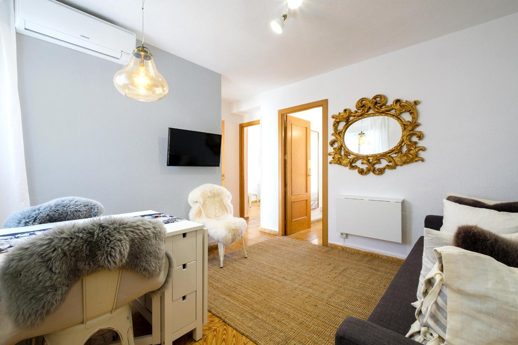 My City Home- Cozy Apartment At Aravaca 马德里 外观 照片
